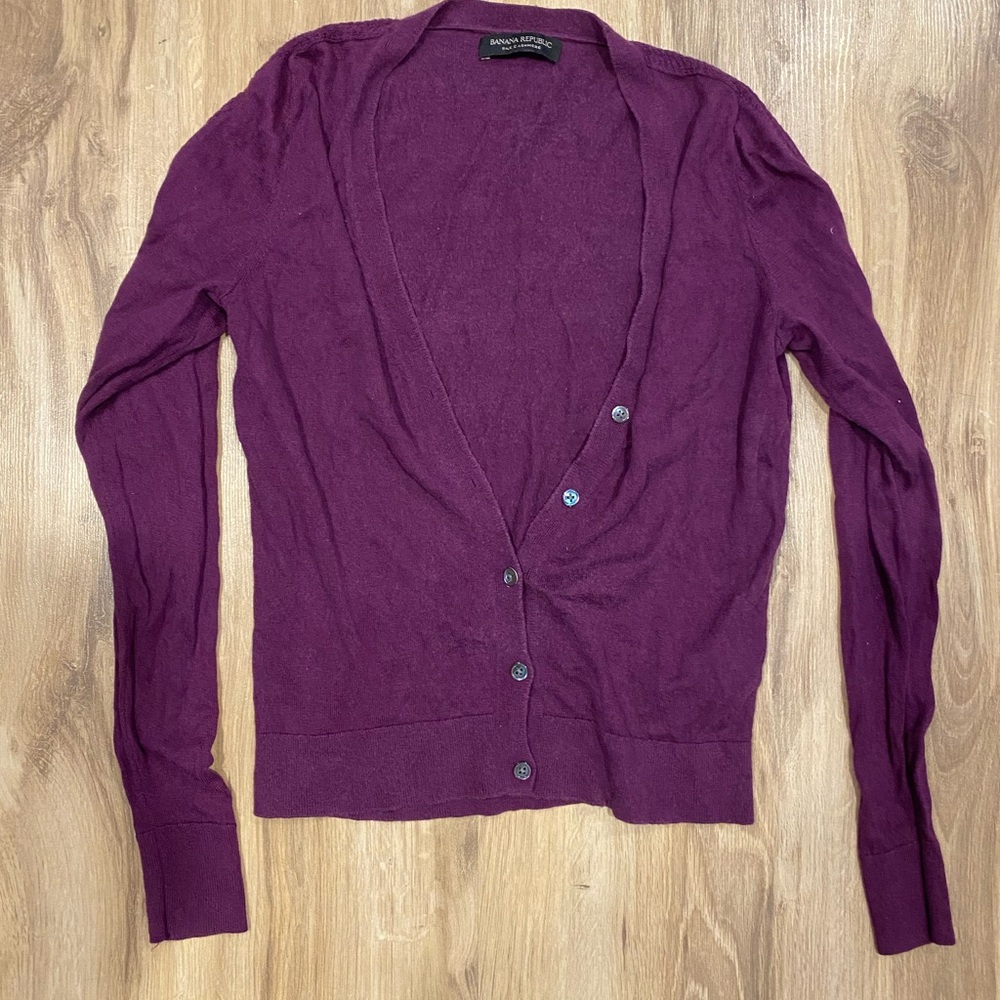 Women’s silk and cashmere banana Republic sweater